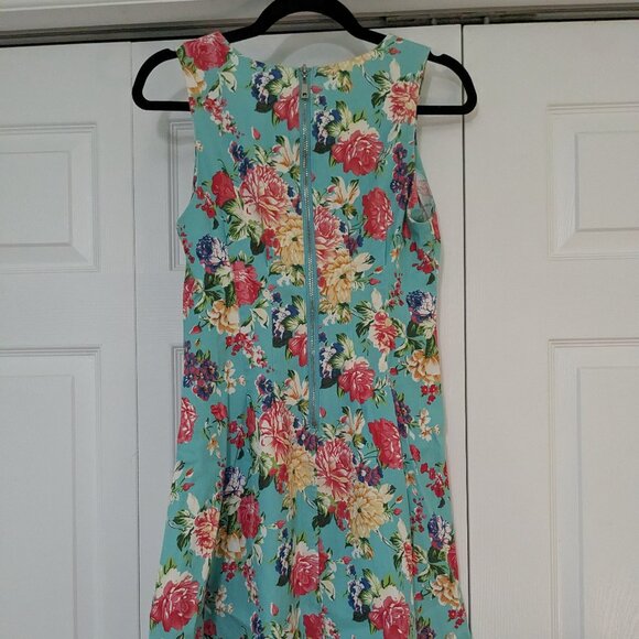 Floral A-Line Dress - Picture 2 of 3